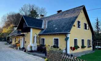 Bauernhof mit Kärntner Landhaus, Stallungen und Koppeln mit Wörtherseeblick