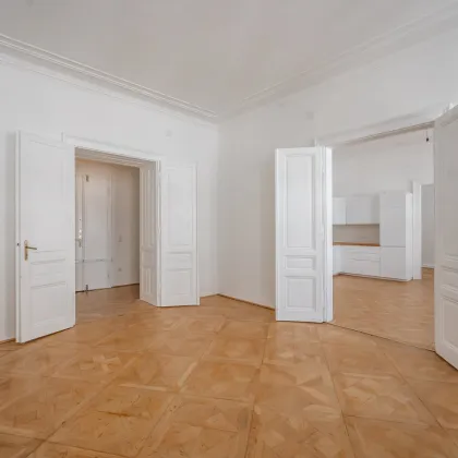 sanierte Altbauwohnung mit 2 Badezimmern, kleinem Balkon - Nähe MAK - Bild 2