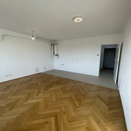 Großwohnung mit 6 Zimmer (Zusammenlegung von 2 Wohnungen) mit verschiedensten Nutzungsmöglichkeiten - Bild 2