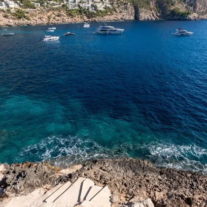 MALLORCA Andratx: Stylische Terrassenwohnung mit Pool und Meerzugang - Bild 3