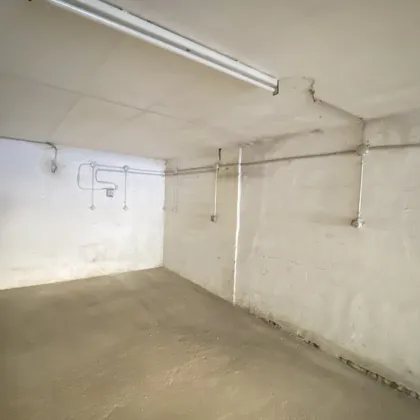 Zentrale Lage U4 Nähe - große Garage, Werkstatt - Bild 3