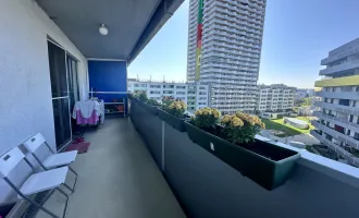 CITY GATE: 4 Zimmer Wohnung mit Balkon in direkter U-BAHN LAGE !!