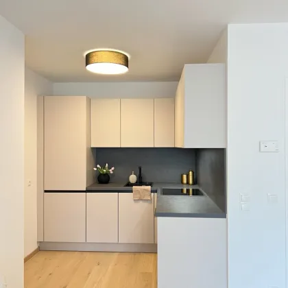 WOHLFÜHL APARTMENT mit BALKON - NEU SANIERT - moderne Ausstattung + GARAGE in 1180 Wien - Bild 3