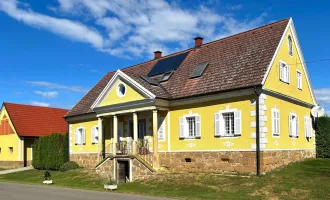 Herrschaftliches, top saniertes 280m² Bauernhaus mit Gutshofcharakter, großem Innenhof, Garagen- und Nebengebäuden, in Ortslage