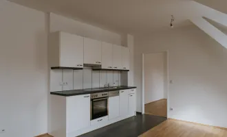 Geräumige 2-Zimmer-Dachgeschoß-Wohnung in Vöcklabruck