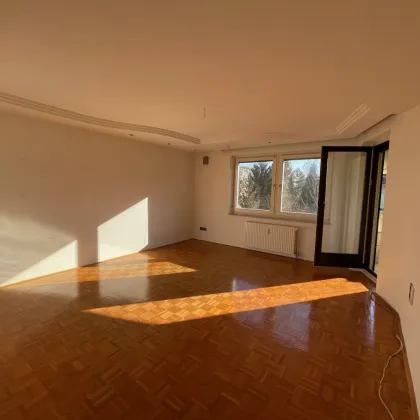 Helle 3 Zimmer Wohnung mit Süd-Loggia - Bild 2