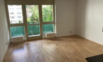 Perfekte Wohnung mit Balkon in Uni-Nähe