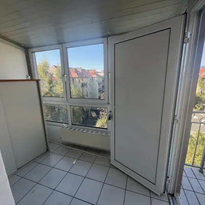 Sonnige 3-Zimmer mit Wintergarten und Balkon - Bild 3