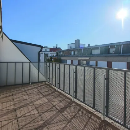 Loftartiges Büro mit toller Terrasse! - Bild 2