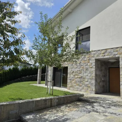 Luxusvilla in idyllischer Steiermark am Semmering: 235m² Wohnfläche, Top Ausstattung, Garten, Terrasse, Garage, Sauna - für 1.089.000,00 € mit Bergblick - Bild 3