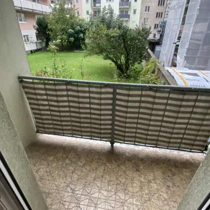 Ruhige, helle 3 Zimmer Wohnung in Kaisermühlen, voll möbliert mit LOGGIA - Bild 2