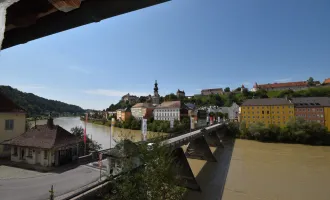 "HOCHBURG-ACH - Einzigartige PENTHOUSE Wohnung mit großer Terrasse und Blick auf die Altstadt von Burghausen"