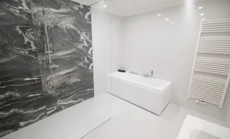 Baden: Top moderne luxuriöse 4 Zimmer Hauptmiete mit traumhaftschönem Luxus Badezimmer mit Whirlwanne und Dusche