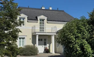 Exklusive Villa mit Terrasse, Balkon und Doppelgarage!