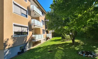 Räumlich gut eingeteilte Eigentumswohnung mit Westbalkon und Tiefgaragenparkplatz