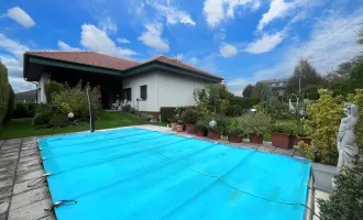 Schönes Einfamilienhaus mit Pool in Ruhelage!!