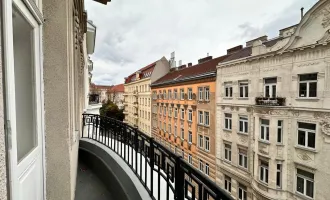 Prachtvolle Stilaltbauwohnung  mit kleinem Balkon - Mitten im 9. Bezirk gelegen !