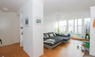 Moderne DG-Wohnung mit Terrasse!