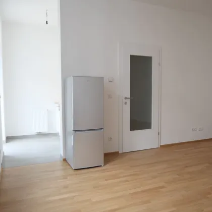 Provisionsfrei: Renovierter 52m² Altbau + 8m² Terrasse mit Einbauküche und Lift - 1100 Wien - Bild 3