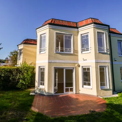 Modernes Wohnen in ruhiger Lage - Doppelhaushälfte mit Garten, Terrasse und eigenem Stellplatz - Bild 3