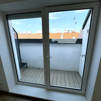 Provisionsfrei: Klimatisierter 48m² DG-Erstbezug + Terrasse im topsanierten Altbau - 1100 Wien - Bild 2