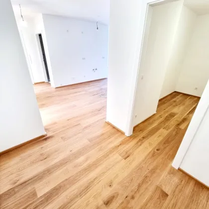 WOW - Die Gelegenheit! Perfekt aufgeteilte 4-Zimmer Wohnung mit Traumterrasse! Erdwärme + Ruhelage + Tiefgarage + Ideale Ost-West Ausrichtung! Nachhaltig und zukunftssicher investiert! - Bild 3