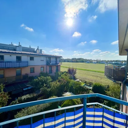 Perfekte 3-Zimmer Stadtwohnung mit Balkon, Garage und herrlichem Grün-Fernblick! - Bild 2