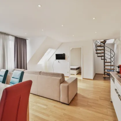 Stilvolle Maisonette-Wohnung mit Terrasse in Wiener Top-Lage! - Bild 2