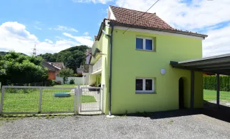 Anleger Aufgepasst! Gepflegte 2-Zimmer-Wohnung mit Stellplatz in Wildon, in der 1. Etage!