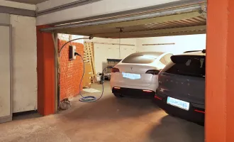 TRIPLE Garagenbox mit E-Ladestation