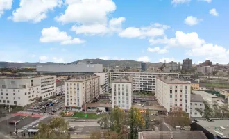 Optimierte Wohnung mit Fernblick, Loggia und Keller. - Vielfältige Infrastruktur.