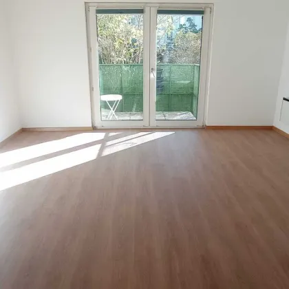 Helle, freundliche Neubauwohnung mit BALKON - nähe Auhofstraße / Strecker Park! - Bild 3