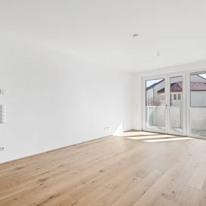 PROVISIONSFREI | Bezugsfertige 3-Zimmer-Wohnung mit Balkon, viel Privatsphäre und Grünblick - Bild 2