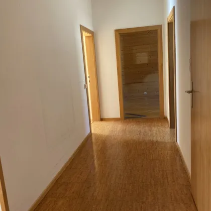 Traumwohnung mit Balkon in zentraler Lage - mit 94,68 m² - Bild 3