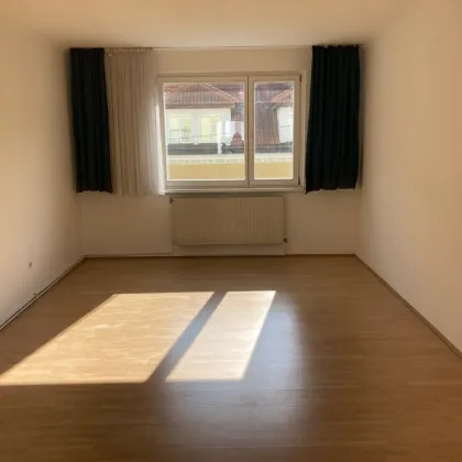 GERSTHOF / helle, gepflegte zwei Zimmerwohnung - Bild 2