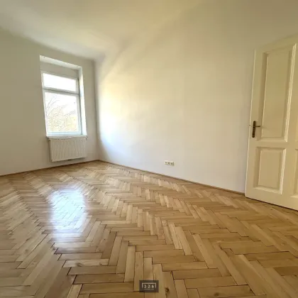 226 Immobilien: Großzügige 2-Zimmer Altbauwohnung mit separater Küche in Innsbruck-Saggen; ideal für Paare / WG-geeignet - Bild 2