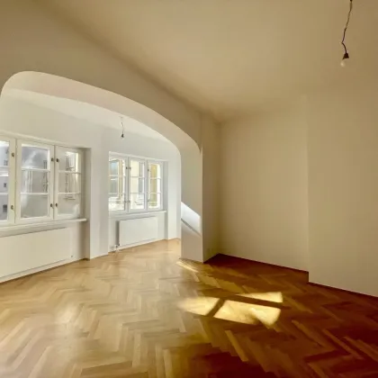 Herrengasse - sanierte Altbau 2-Zimmer-Wohnung mit großzügiger Einbauküche - UNBEFRISTET zu vermieten! - Bild 2