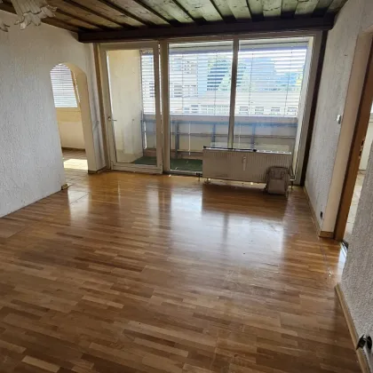 2 Zimmer City - Wohnung mit Tiefgaragenplatz und BALKON sucht neuen Besitzer - Bild 3