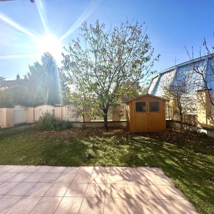 U-Bahn (Rennbahnweg) Nähe I 2 Stellplätze I Garten mit Terrasse I großer Wohnkeller I gute Infrastruktur & Verkehrsanbindung I Absolute Ruhelage - Bild 3