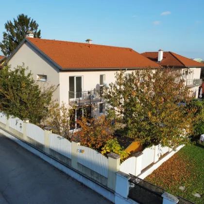 U-Bahn (Rennbahnweg) Nähe I 2 Stellplätze I Garten mit Terrasse I großer Wohnkeller I gute Infrastruktur & Verkehrsanbindung I Absolute Ruhelage - Bild 2