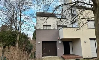 2 Grundstücke mit Baugenehmigung zu Aussbau 4 Wohneinheiten und auf einem Grundstück ein Einfamilienhaus eventuell (Abbruch) od Sanieren..!