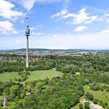 PANORAMABLICK! Exklusive 3-4 Zimmer Wohnung mit großzügiger Loggia + traumhaftem Fernblick! LIVE YOUR DREAM! - Bild 3