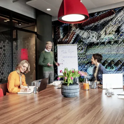 Dachgeschoss Büro - Moderne & flexible Büroflächen an einem der größten Büro- und Geschäftsstandorte Wiens! - Bild 3