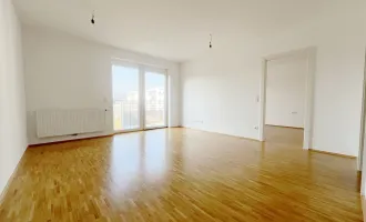 RUHIGE WOHLFÜHLWOHNUNG für Pärchen oder Singles mit schönem BALKON Richtung Westen! Sofort verfügbar!