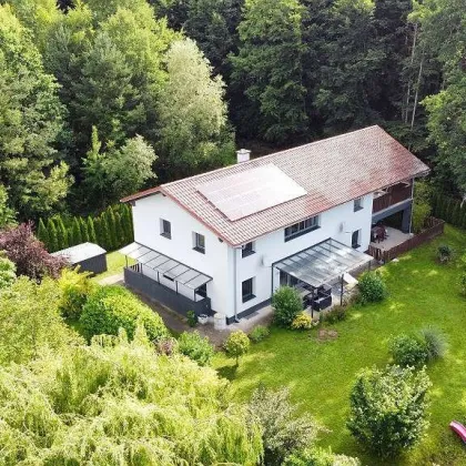 Ein/Zweifamilienhaus in ländlicher Idylle,kernsaniert-ruhig im Grünen, 6ZI +Terrassen und Doppelgarage - Bild 3