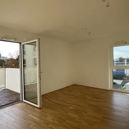 2 Zimmer Wohnung mit Balkon AB DEZEMBER! - Bild 3