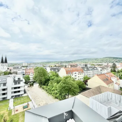 SOFORT BEZIEHBAR - 4 ZI PENTHOUSE mit großer TERRASSE + FERNBLICK in 1140 Wien - Bild 3