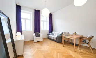 Hochwertig renovierte 2-Zimmer Wohnung - ein Traum für Studenten und Singles!