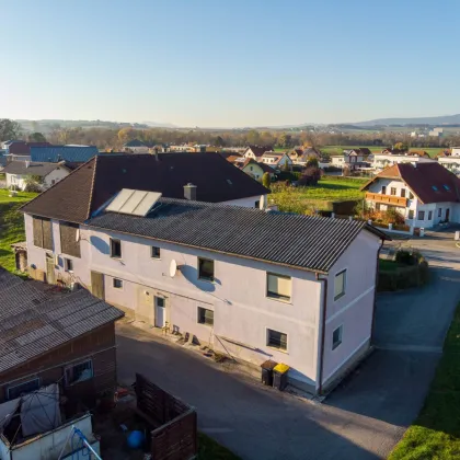 Bauernhaus mit 2 Wohneinheiten und Platz für Pferdehaltung - Bild 3