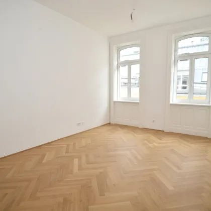 NUR JETZT 4,6% Kaufnebenkosten GESCHENKT! Die perfekte Stadtwohnung - Magisch schöner Altbau in bester Nachbarschaft! BEZUGSFERTIG! - Bild 2